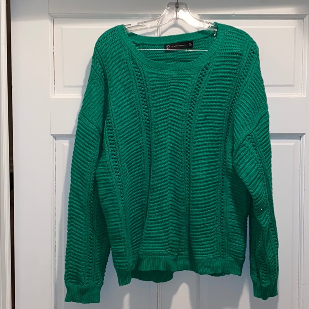 NY&CO- Green sweater